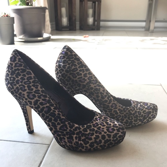 Purple leopard heels - Picture 2 of 4